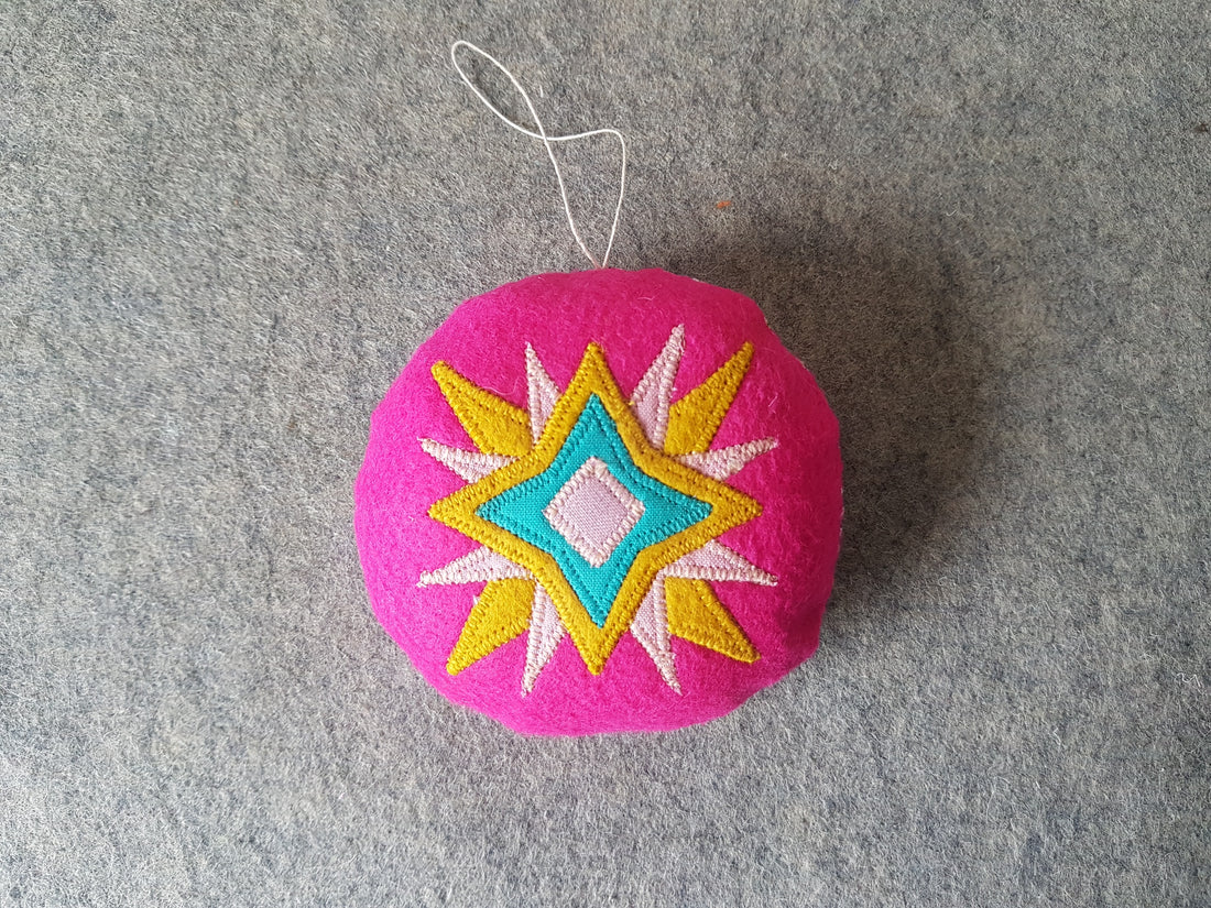 Plush Star Ornament Tutorial